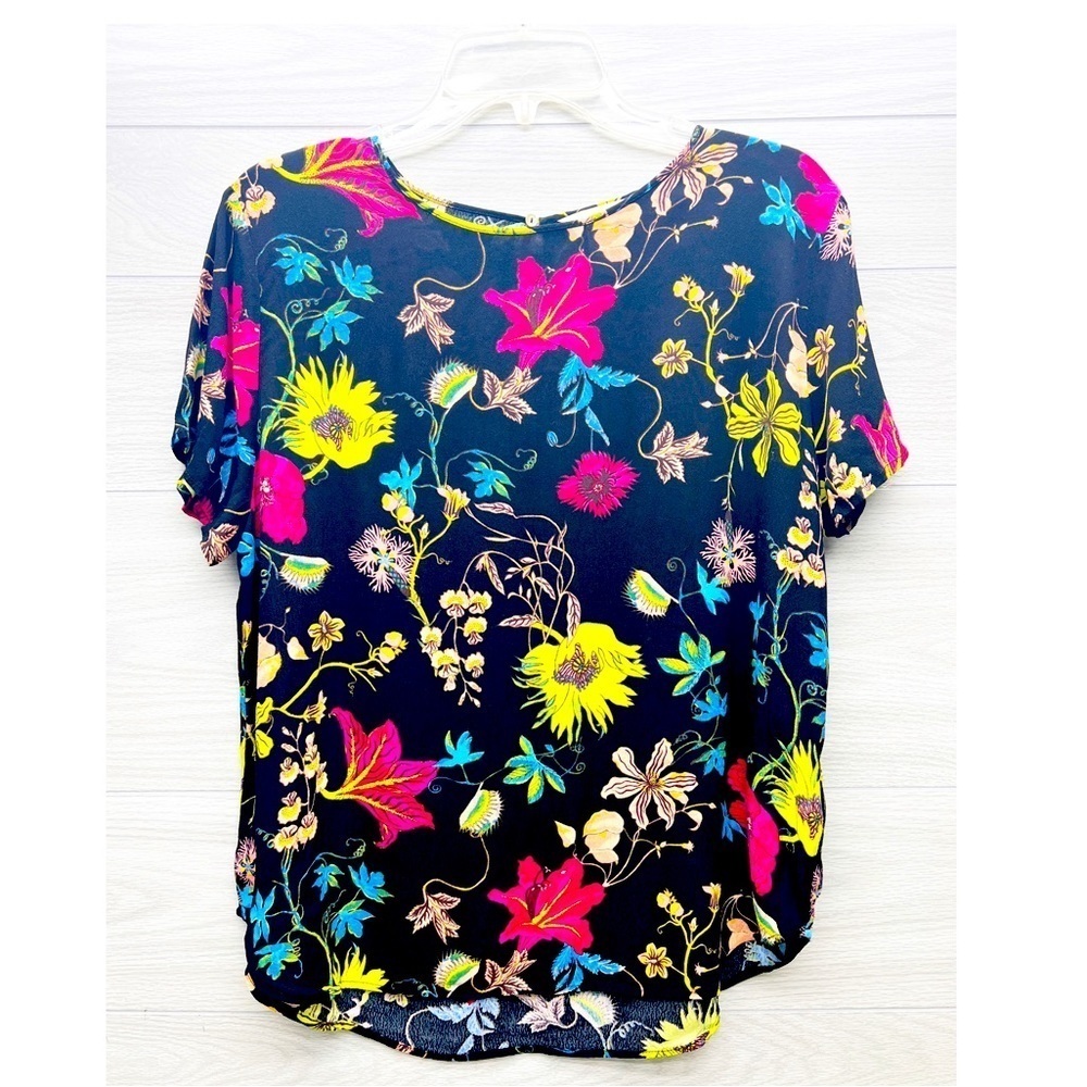 H&M floral short sleeve top